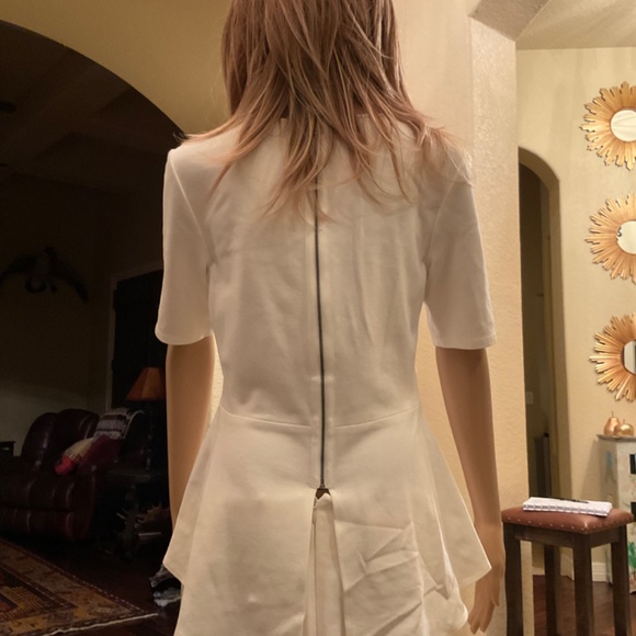 BCBG MAXAZRIA  TOP - Picture 4 of 5